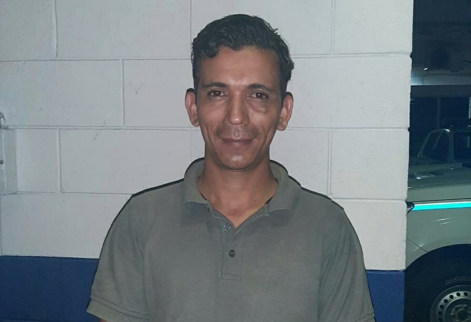 Candidato a diputado del FMLN capturado por intentar matar a golpes a su compañera de vida candidato-a-diputado-del-fmln-capturado-por-intentar-matar-a-golpes-a-su-companera-de-vida